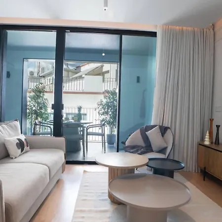 Empire Luxury - Savoy Insular