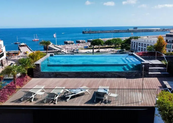 Empire Luxury - Savoy Insular * Funchal (Madeira)